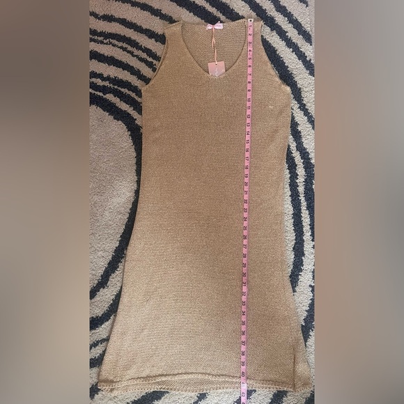 🆕Yunika Crochet Gold Sleeveless V-Neck Dress - Picture 4 of 7